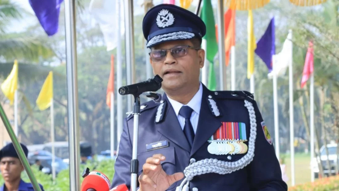 হাদি হত্যাকারীদের ভারত থেকে আনতে কূটনৈতিক চ্যানেলে কাজ চলছে: আইজিপি